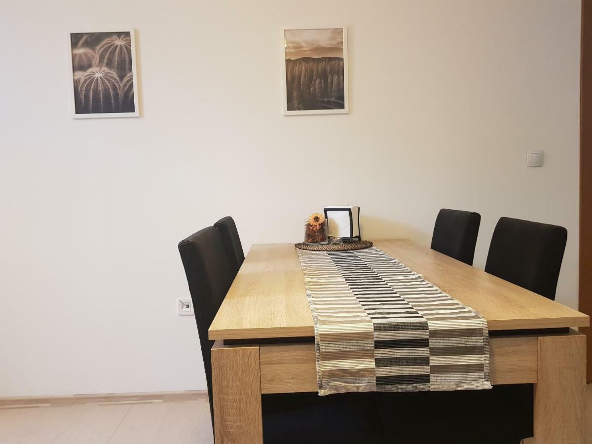 Radomir Downtown Apartments Екстериор снимка